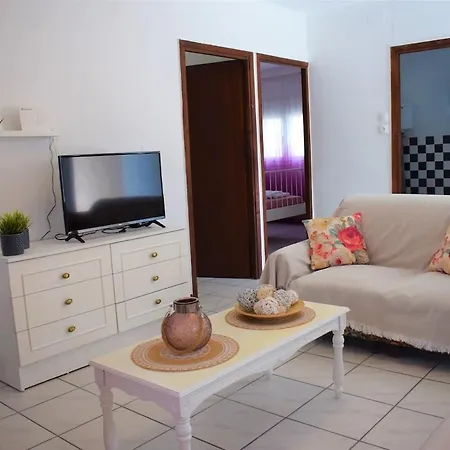 Dolphins Luxury House Ваканционна къща *