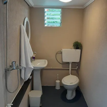Dolphins Luxury House Ваканционна къща